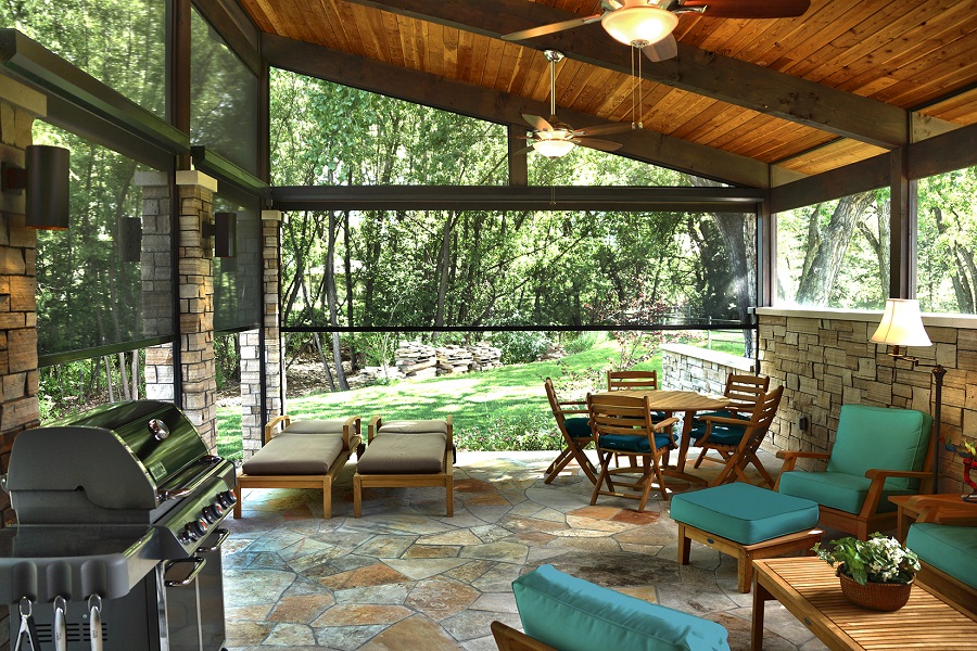 Maximize Comfort This Summer with a Motorized Outdoor Shades Installation